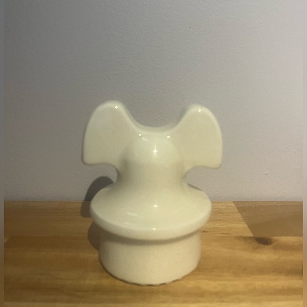 - Porcelain Insulator